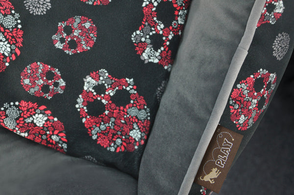 Skulls and Roses Lounge Bed - Artist Collection